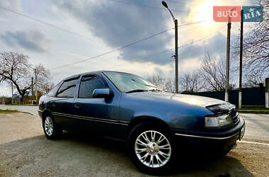 Ліфтбек Opel Vectra 1990 в Ізмаїлі