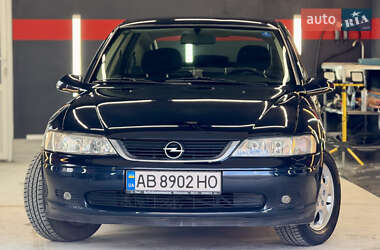 Лифтбек Opel Vectra 1999 в Виннице