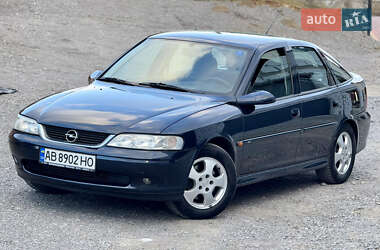 Лифтбек Opel Vectra 1999 в Виннице