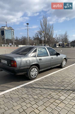 Седан Opel Vectra 1990 в 