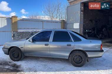 Седан Opel Vectra 1989 в Лубнах