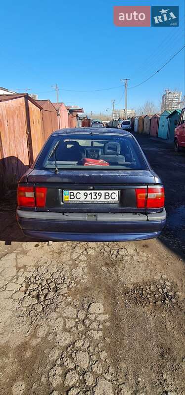 Лифтбек Opel Vectra 1995 в Львове