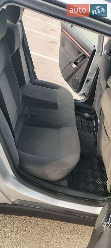 Универсал Opel Vectra 2004 в Луцке