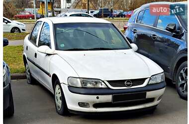 Седан Opel Vectra 1998 в Києві