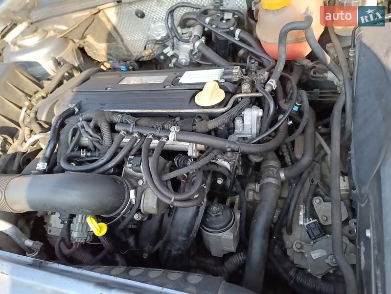 Седан Opel Vectra 2006 в Луцке