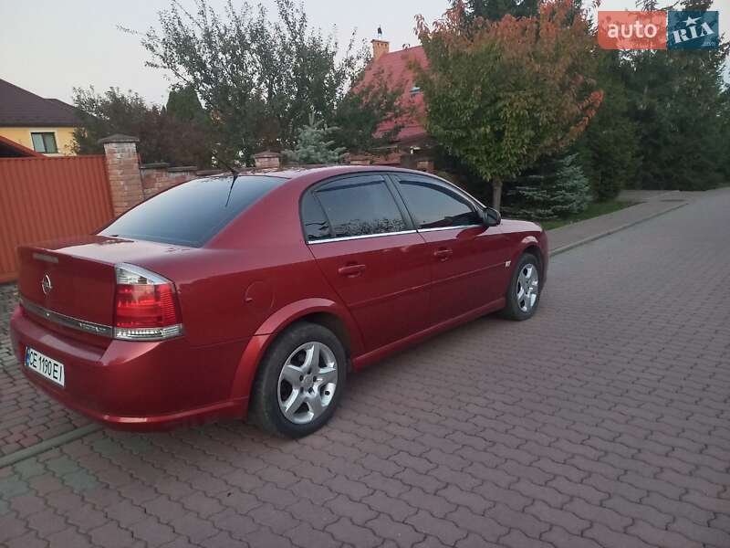 Седан Opel Vectra 2006 в Черновцах