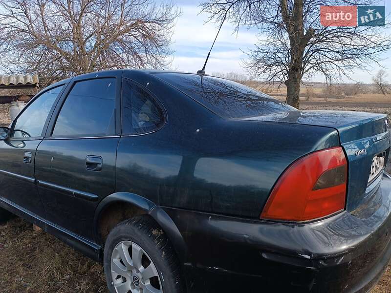 Седан Opel Vectra 1999 в Пятихатках