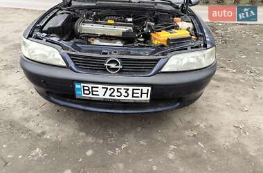 Универсал Opel Vectra 1998 в 