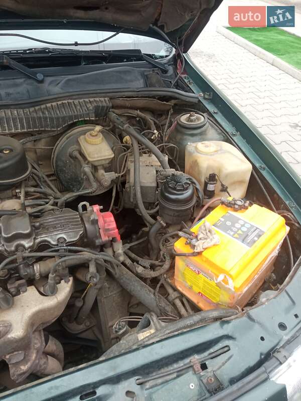 Седан Opel Vectra 1995 в Коломые