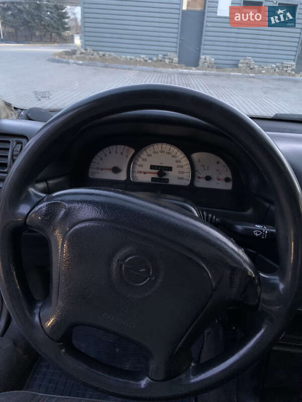 Седан Opel Vectra 1994 в Ивано-Франковске