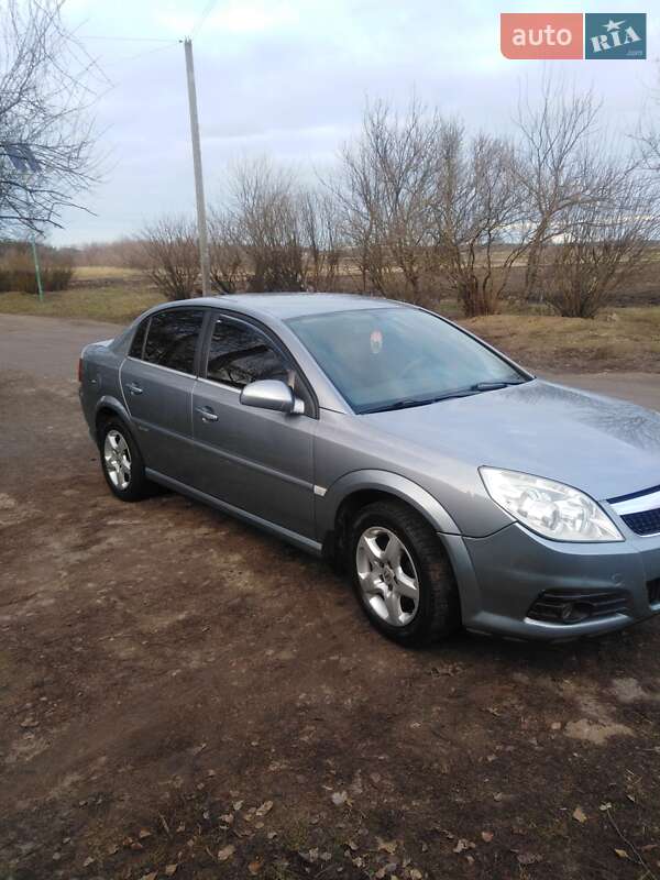Седан Opel Vectra 2007 в Ромнах