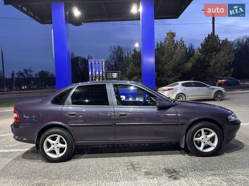 Седан Opel Vectra 1996 в Запорожье