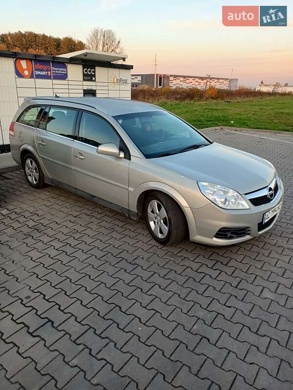 Универсал Opel Vectra 2006 в Луцке