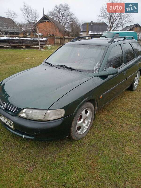 Универсал Opel Vectra 1997 в Калуше