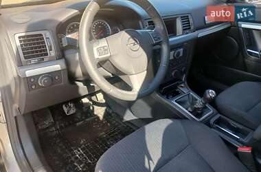 Седан Opel Vectra 2007 в Житомирі