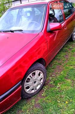 Лифтбек Opel Vectra 1990 в 