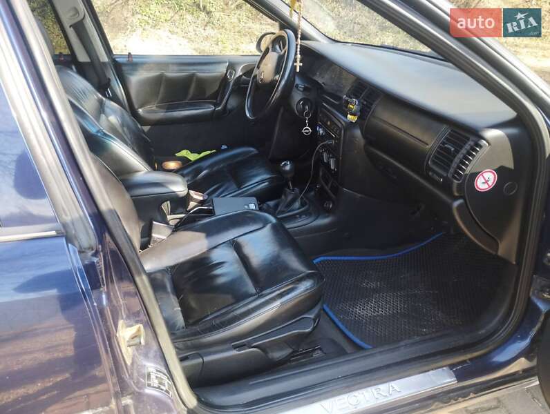 Універсал Opel Vectra 1998 в Жидачові
