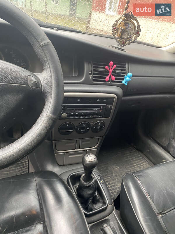 Седан Opel Vectra 2000 в Сколе