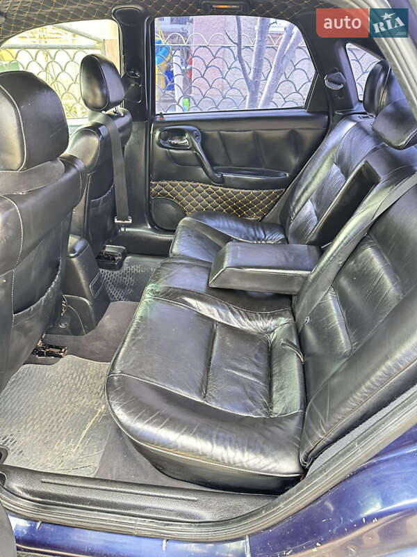 Седан Opel Vectra 1999 в Литине