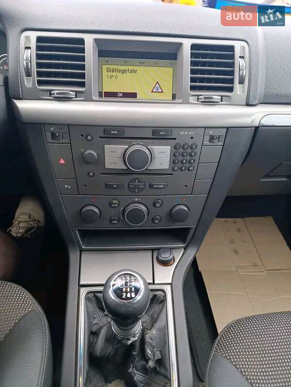 Универсал Opel Vectra 2006 в Сумах