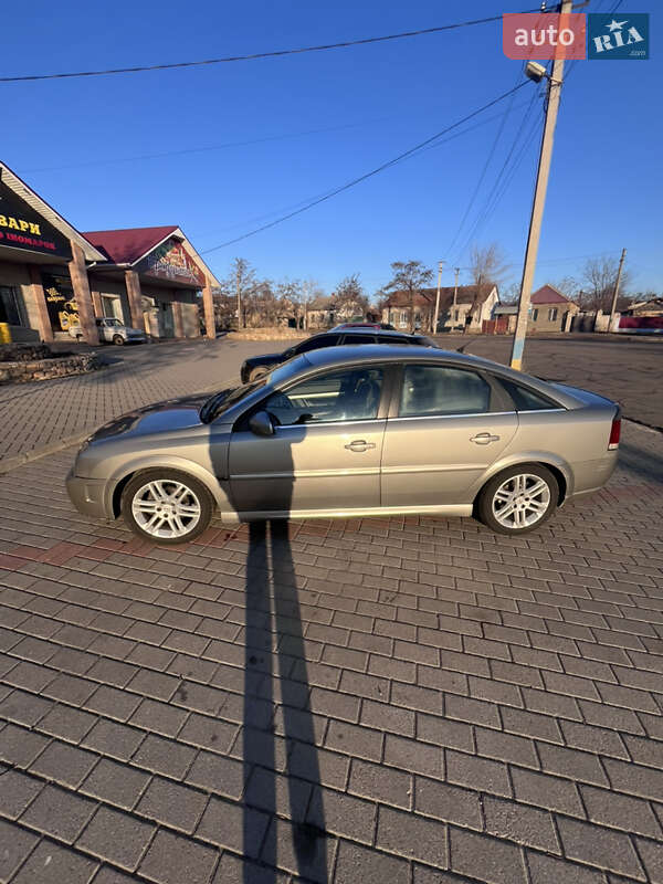 Седан Opel Vectra 2003 в Вознесенске