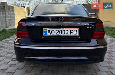 Седан Opel Vectra 2000 в 