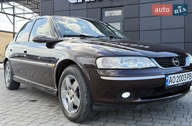 Седан Opel Vectra 2000 в 