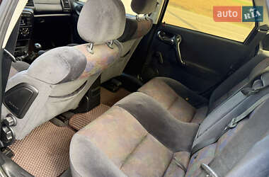 Седан Opel Vectra 2000 в 