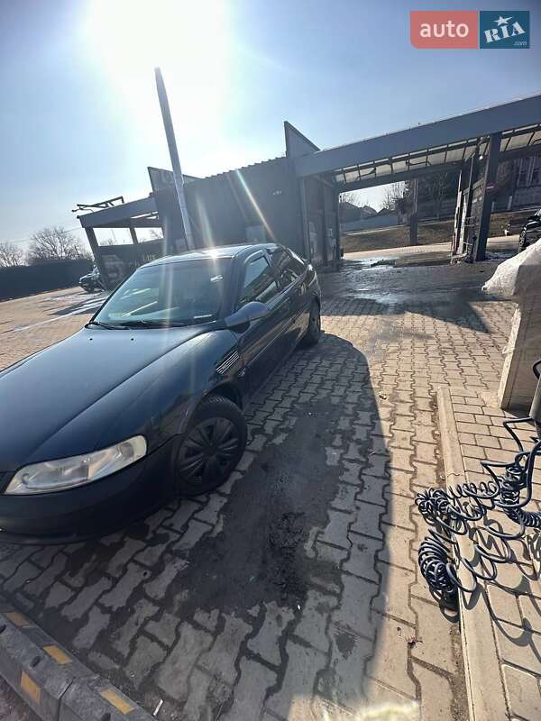 Ліфтбек Opel Vectra 1998 в Ярмолинцях