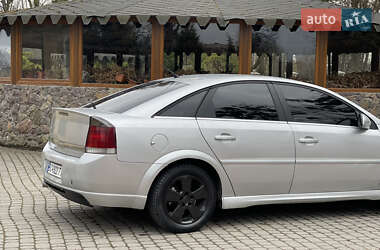 Лифтбек Opel Vectra 2003 в 