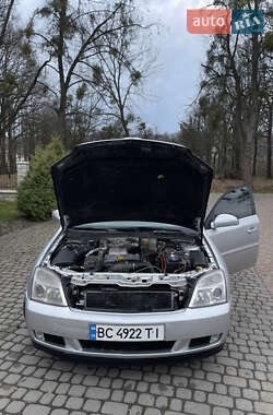 Лифтбек Opel Vectra 2003 в 