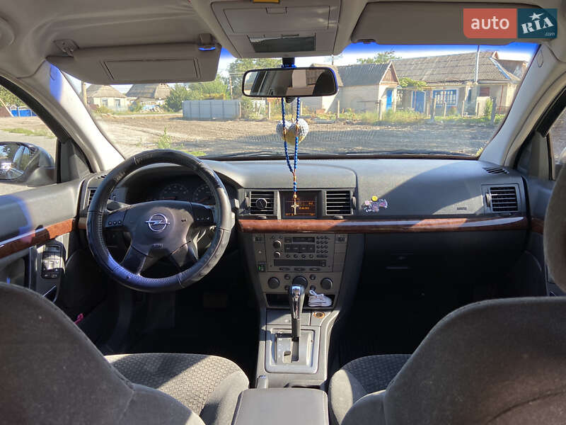 Седан Opel Vectra 2002 в Новому Бузі