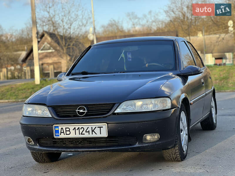 Седан Opel Vectra 1996 в 