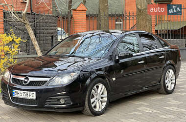 Лифтбек Opel Vectra 2006 в 