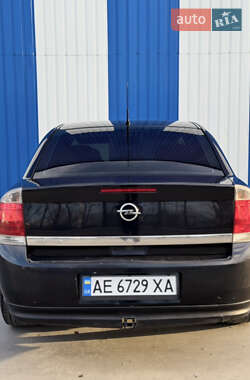 Седан Opel Vectra 2004 в 