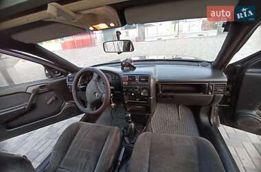 Лифтбек Opel Vectra 1989 в 
