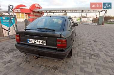Лифтбек Opel Vectra 1989 в 