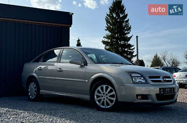 Ліфтбек Opel Vectra 2006 в 