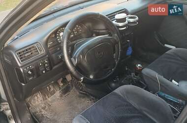 Лифтбек Opel Vectra 1995 в 