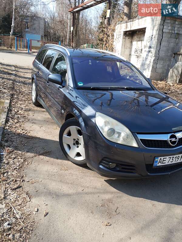Універсал Opel Vectra 2006 в Дніпрі