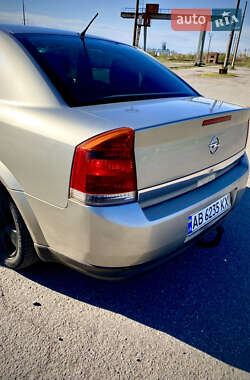 Седан Opel Vectra 2003 в 