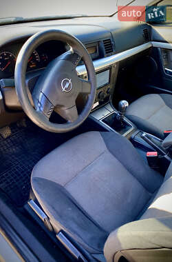 Седан Opel Vectra 2003 в 