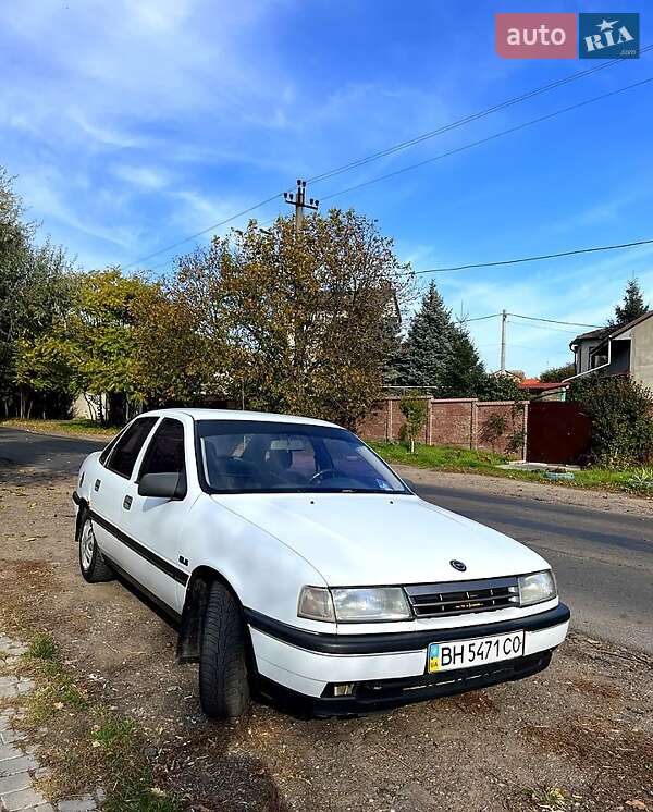 Седан Opel Vectra 1989 в 