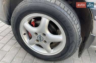 Седан Opel Vectra 1989 в 