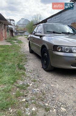 Седан Opel Vectra 1998 в 