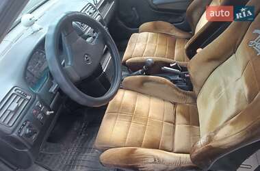 Лифтбек Opel Vectra 1989 в 