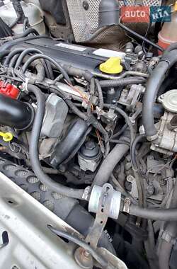 Седан Opel Vectra 2005 в 