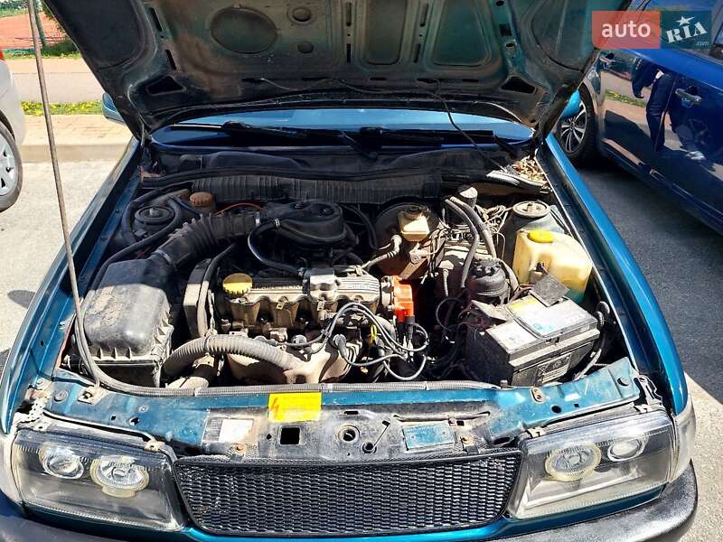Ліфтбек Opel Vectra 1995 в Крюківщині