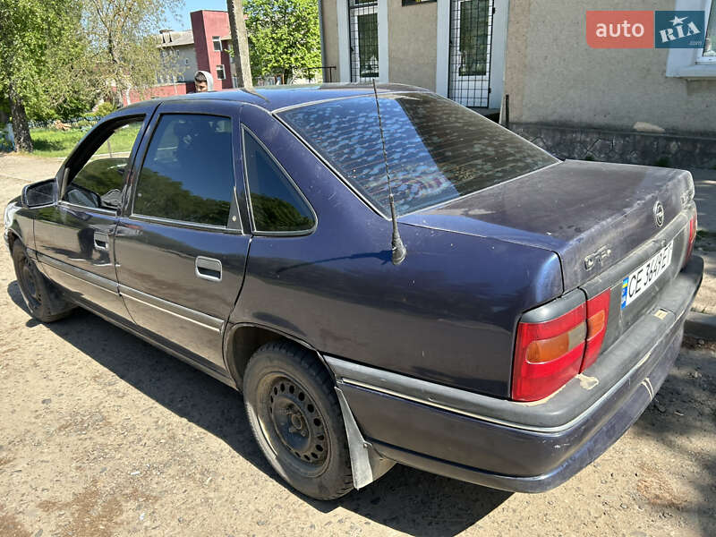 Седан Opel Vectra 1995 в Кицмани