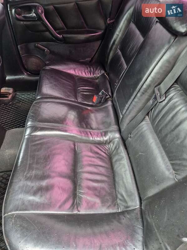 Седан Opel Vectra 1997 в Золочеві